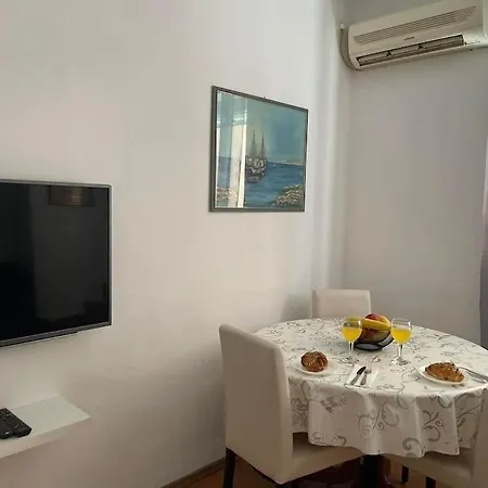 Attila Apartamento